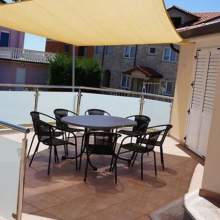 With A Parking Space Buzinija, Novigrad - 22057 Apartment *