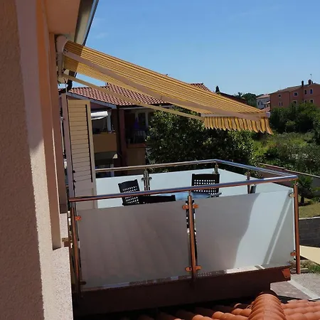 Apartment With A Parking Space Buzinija, Novigrad - 22057 Karpinjan
