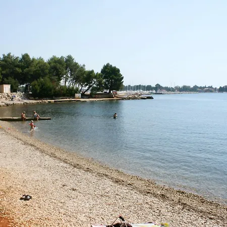 With A Parking Space Buzinija, Novigrad - 22057 Apartment Karpinjan